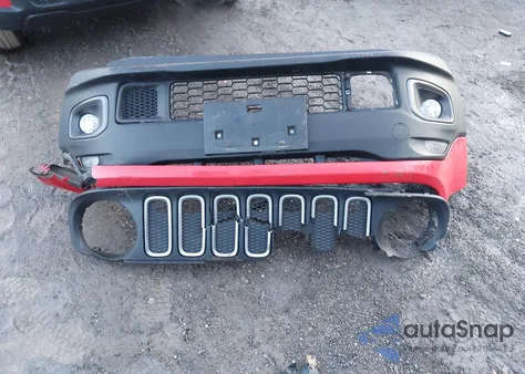 2018 Jeep Renegade Latitude 4X4 z USA, uszkodzony, nr VIN ZACCJBBB0JPH83420